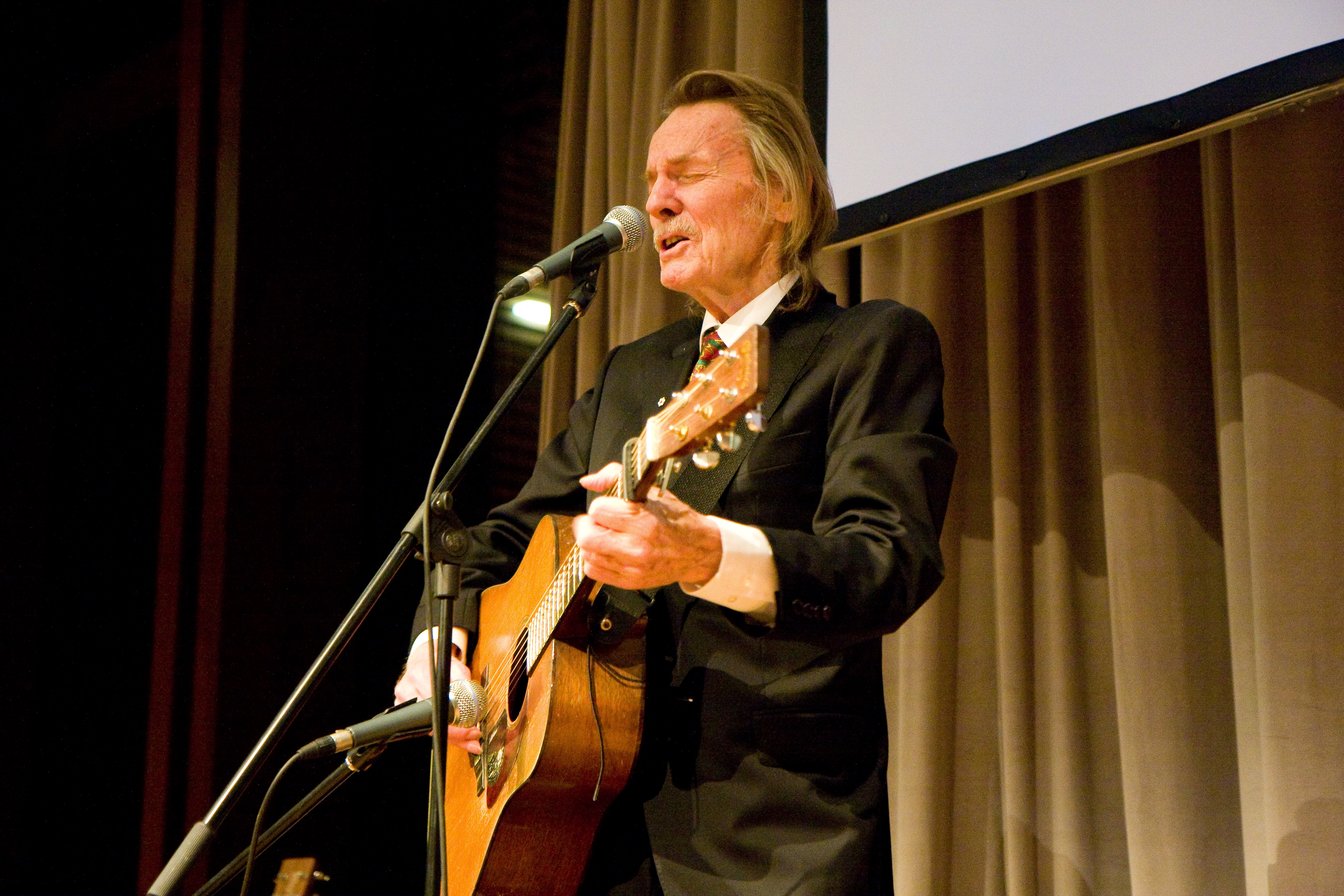 Gordon Lightfoot